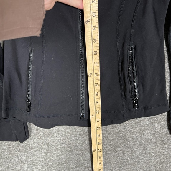 Lululemon Define Jacket Womens 6 Black Full Zip Thumbholes Track Athletic Yoga - Picture 4 of 7